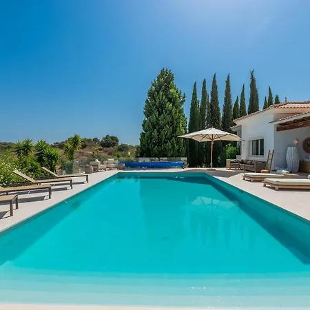 Vacation Marbella I Ballesteros, Near Golf Courses, Private Pool And Gigantic Garden Villa Estepona